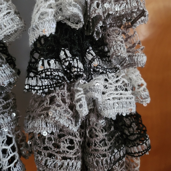 Crochet Ruffle Scarf Handmade - Picture 7 of 9